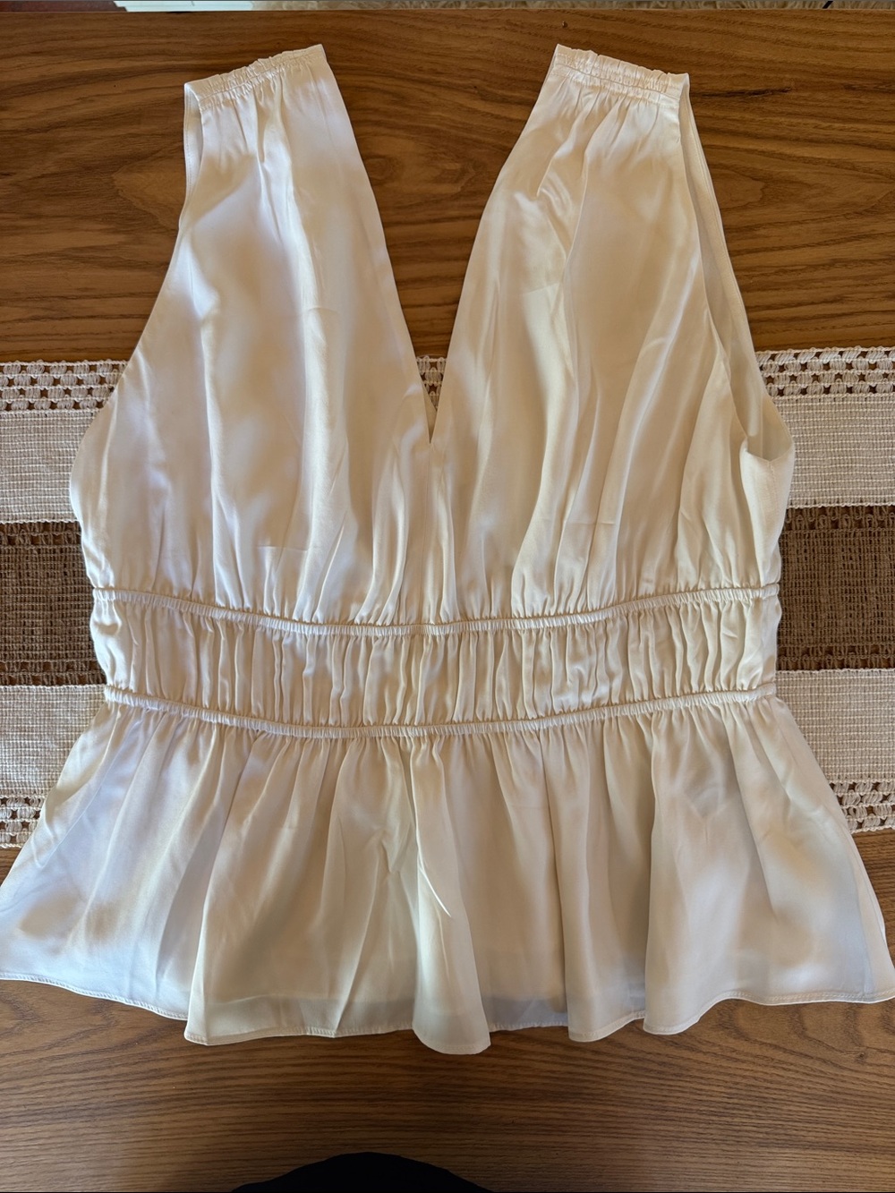 Banana Republic Silk Blouse Size Large.